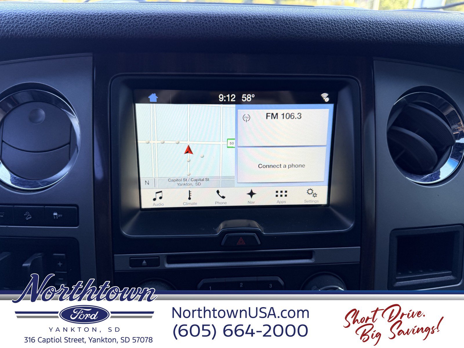 Used 2016 Ford Expedition Platinum AWD/4WD image 23
