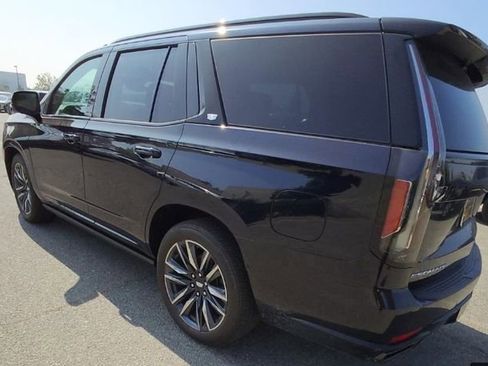Used 2024 Cadillac Escalade Sport w/ Touring Package AWD/4WD image 5