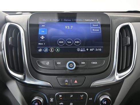 Used 2024 Chevrolet Equinox LT AWD/4WD image 27