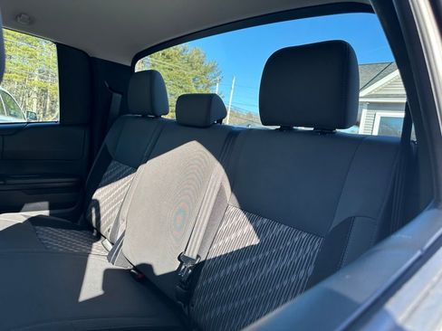 Used 2018 Toyota Tundra SR image 12