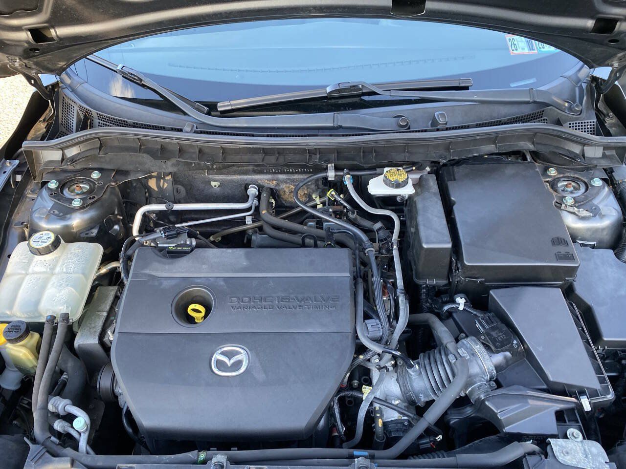 Used 2011 MAZDA MAZDA3 i Touring FWD image 31