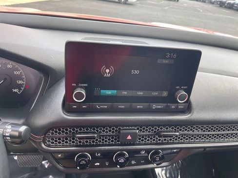 Used 2025 Honda HR-V Sport image 33