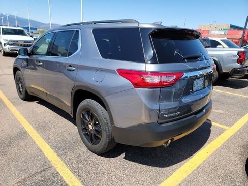 Used 2021 Chevrolet Traverse LT image 6
