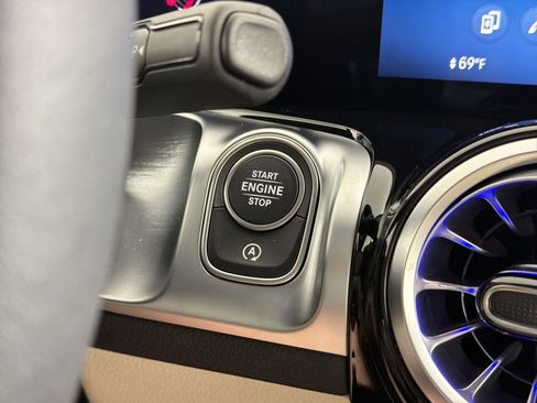 New 2026 Mercedes-Benz GLB 250 4MATIC image 25