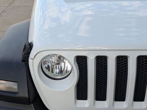 Used 2021 Jeep Wrangler Unlimited Sport w/ Sun And Sound Package image 12