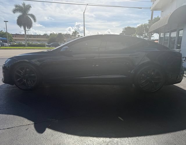 Used 2022 Tesla Model S Plaid AWD/4WD image 2