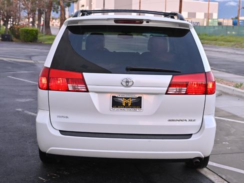 Used 2005 Toyota Sienna XLE image 5