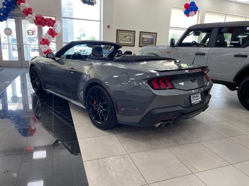 Certified 2025 Ford Mustang GT Premium RWD image 5