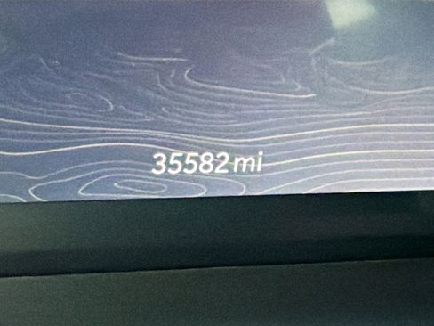 Used 2024 Jeep Grand Cherokee L Limited image 19