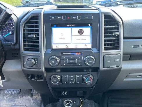 Used 2019 Ford F250 XL w/ STX Appearance Package image 15