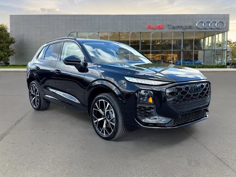 New 2026 Audi Q3 quattro 2.0T AWD/4WD image 1