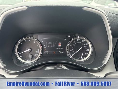 Used 2020 Toyota Highlander XLE AWD/4WD image 34
