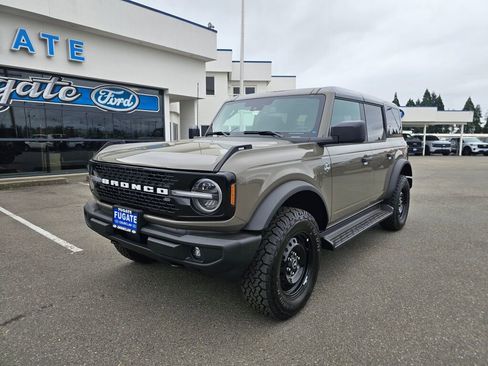 New 2026 Ford Bronco Outer Banks AWD/4WD image 2