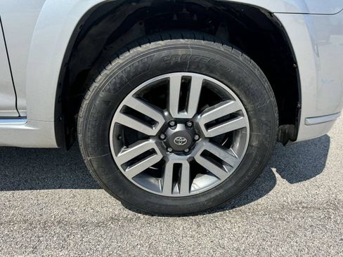 Used 2022 Toyota 4Runner TRD Sport AWD/4WD image 23
