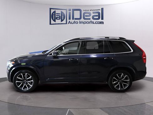 Used 2017 Volvo XC90 T6 Momentum w/ Vision Package AWD/4WD image 2