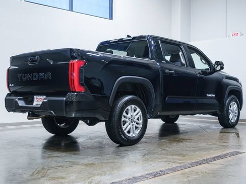 Used 2024 Toyota Tundra SR5 w/ SR5 Convenience Package AWD/4WD image 9