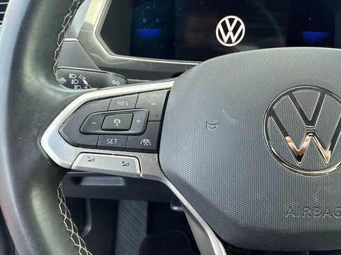 Used 2023 Volkswagen Tiguan SE FWD image 18