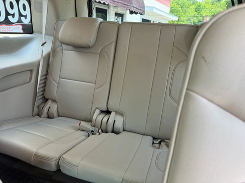 Used 2017 GMC Yukon Denali w/ Open Road Package AWD/4WD image 10