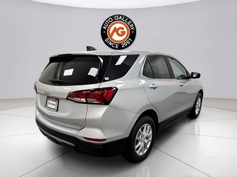 Used 2022 Chevrolet Equinox LT AWD/4WD image 6