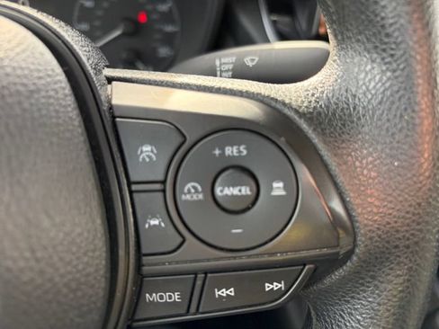 Used 2024 Toyota Corolla LE FWD image 27