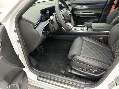 Certified 2026 Genesis GV70 3.5T Sport Prestige AWD/4WD image 11