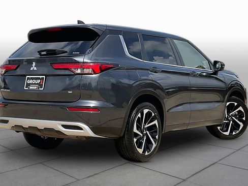 Used 2024 Mitsubishi Outlander SE AWD/4WD image 11