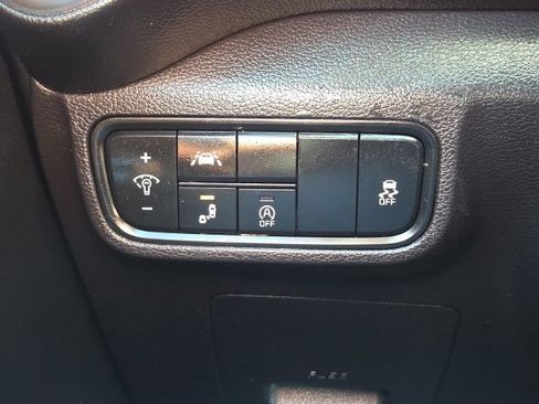 Used 2020 Kia Soul S FWD image 23