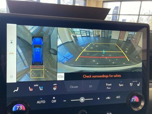 Used 2024 Lexus GX 550 w/ Cold Area Package image 14