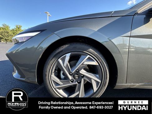Certified 2025 Hyundai Elantra Sport image 12