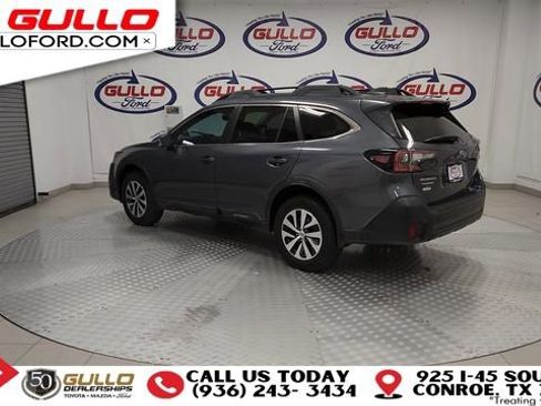 Used 2022 Subaru Outback Premium image 6