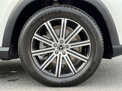 Certified 2025 Mercedes-Benz GLE 350 4MATIC image 10