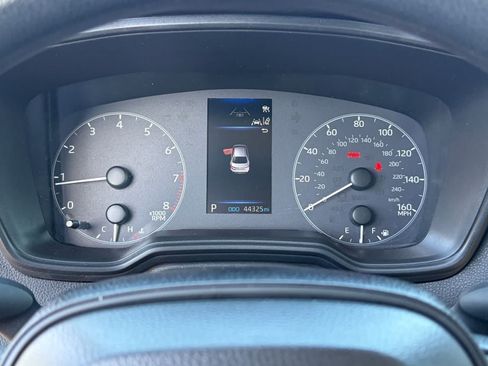Used 2025 Toyota Corolla LE FWD image 13