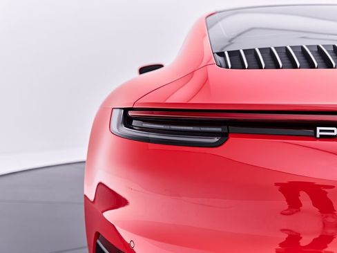 Used 2020 Porsche 911 Carrera 4S AWD/4WD image 25