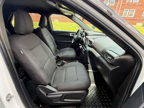 Used 2022 Ford Explorer 4WD Police Interceptor image 21