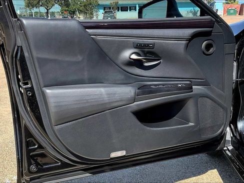 Used 2020 Lexus ES 350 w/ Luxury Package image 27