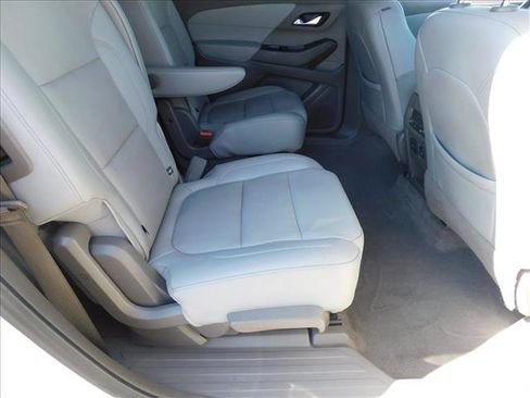 Used 2021 Chevrolet Traverse Premier AWD/4WD image 28