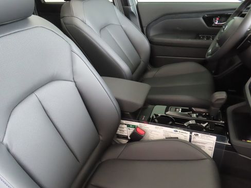 New 2026 Subaru Forester Limited AWD/4WD image 28