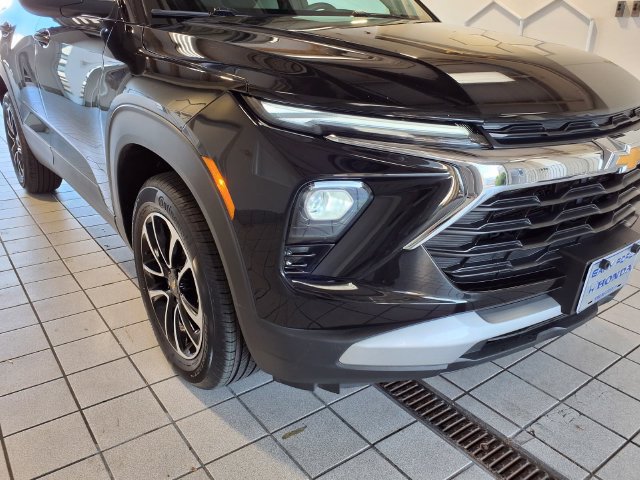 Used 2026 Chevrolet TrailBlazer LT AWD/4WD image 23