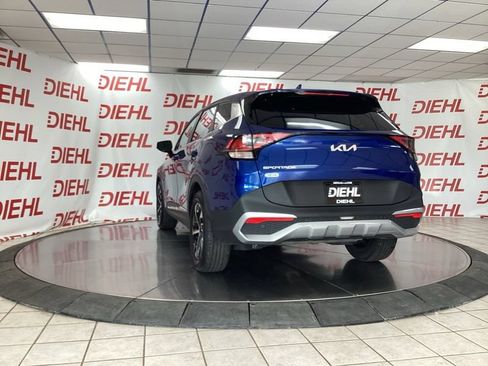 Used 2023 Kia Sportage EX FWD image 5