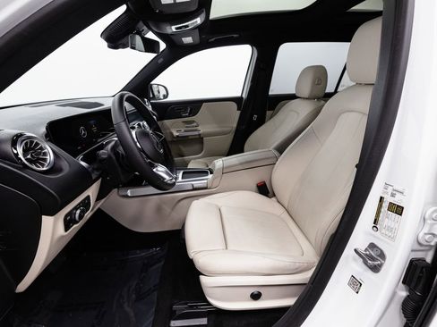 Certified 2024 Mercedes-Benz EQB 300 4MATIC image 7