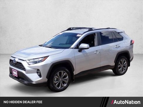 Used 2022 Toyota RAV4 XLE Premium AWD/4WD image 1