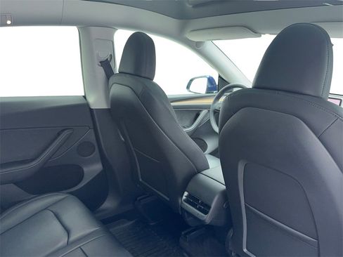 Used 2023 Tesla Model Y 2WD image 51