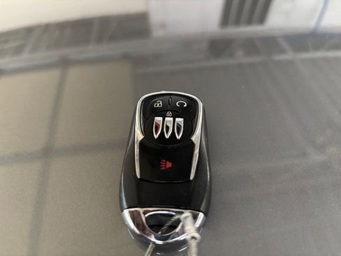 Used 2025 Buick Encore GX Preferred AWD/4WD image 18
