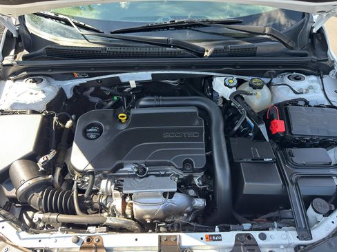 Used 2024 Chevrolet Malibu LT FWD image 18