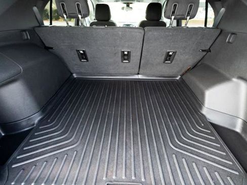 Used 2019 Chevrolet Equinox LT image 34