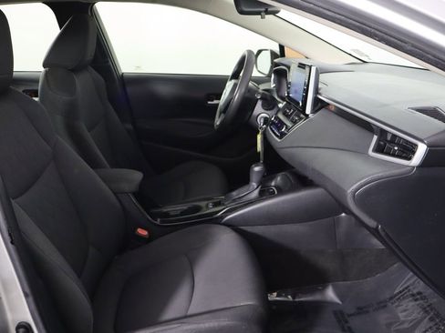 Used 2020 Toyota Corolla LE FWD image 18