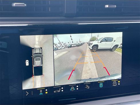 Used 2023 GMC Sierra 1500 Denali Ultimate image 18