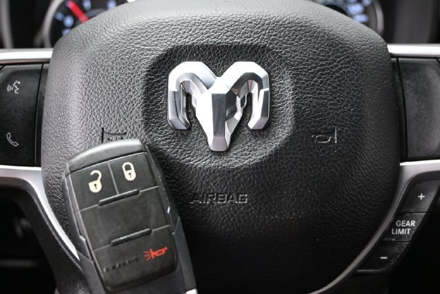 Certified 2024 RAM 2500 Big Horn AWD/4WD image 44