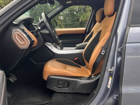Used 2018 Land Rover Range Rover Sport Supercharged AWD/4WD image 13