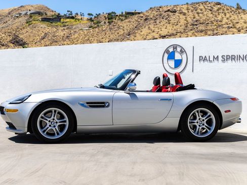 Used 2001 BMW Z8 RWD image 6